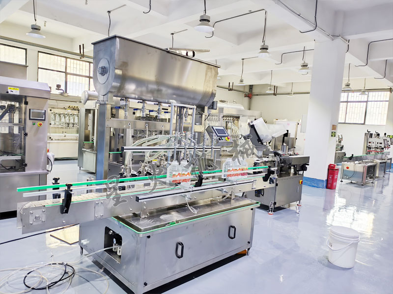 全自动洗衣液称重灌装机