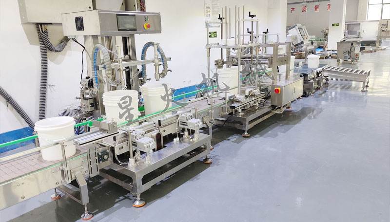 江苏液体称重灌装机厂家实拍展示